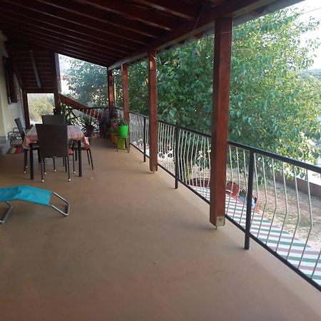 Apartmani Corleone Bilice Exterior photo