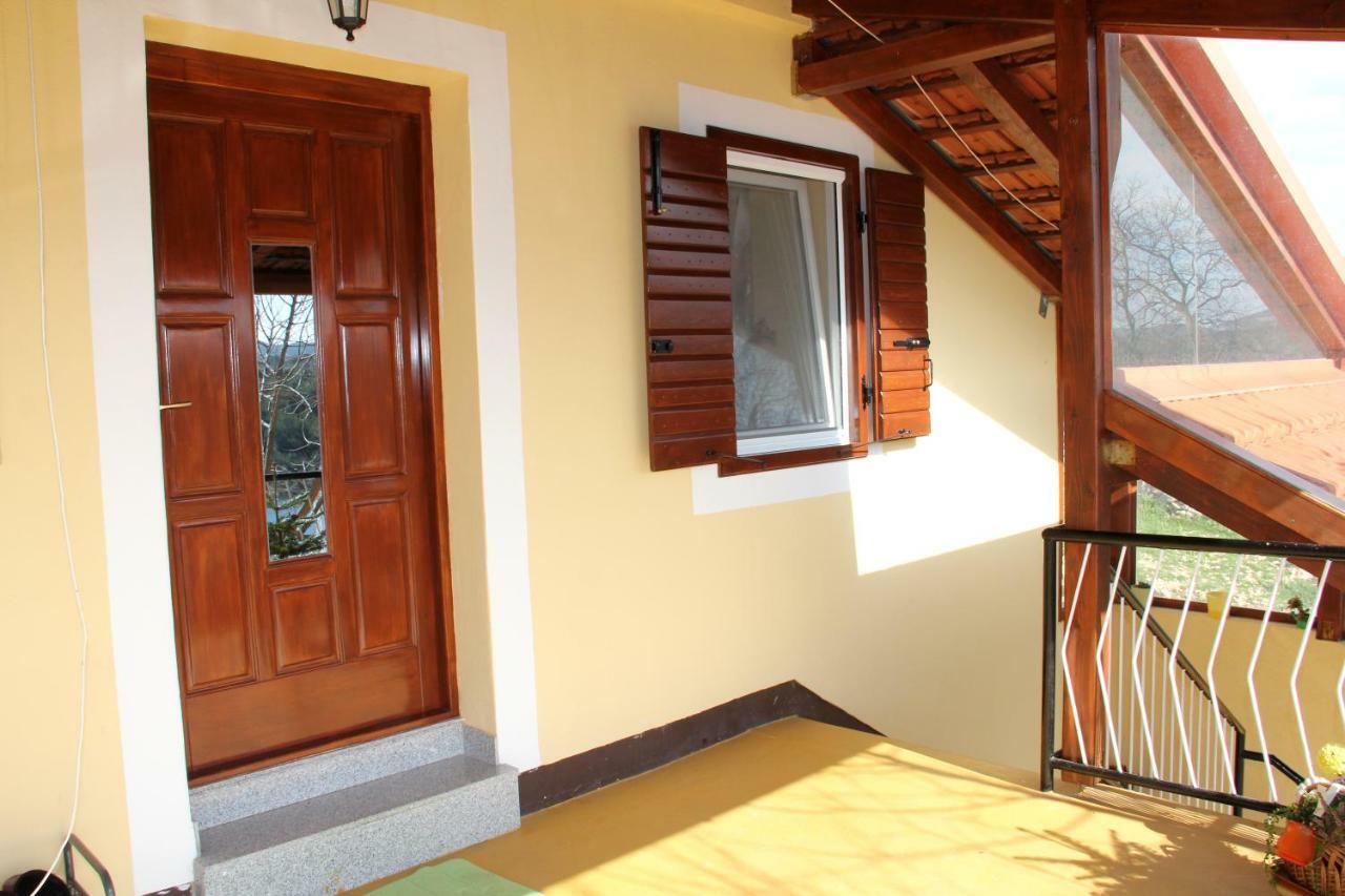 Apartmani Corleone Bilice Exterior photo
